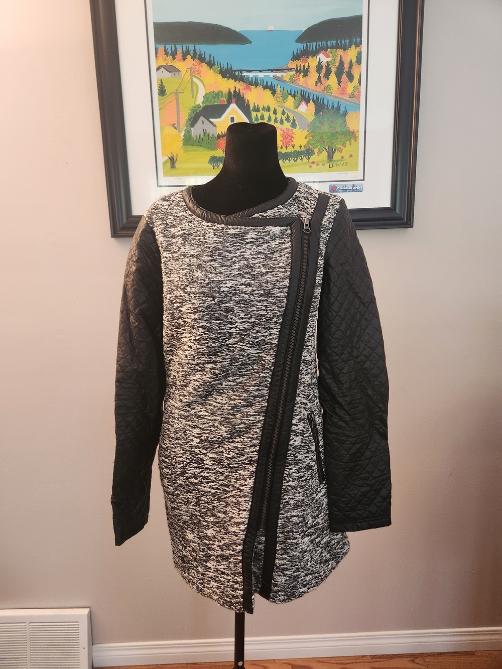 Cartonnier- Black & Gray Quilted Sleeve Asymmetrical Zip Women’s Jacket